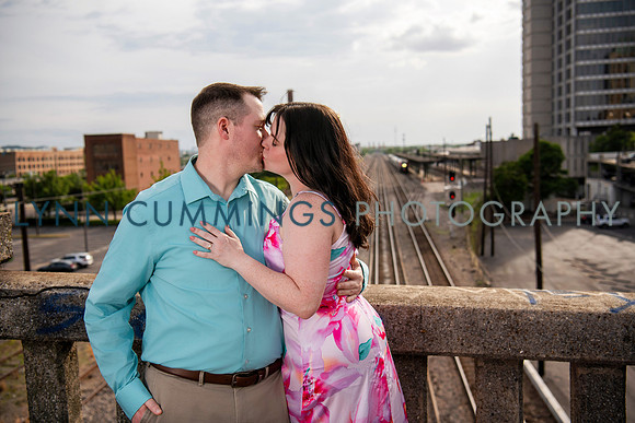 044-Lynn-Cummings-Photography-engagement