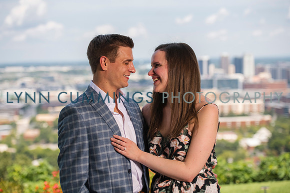 023-Lynn-Cummings-Photography-engagement