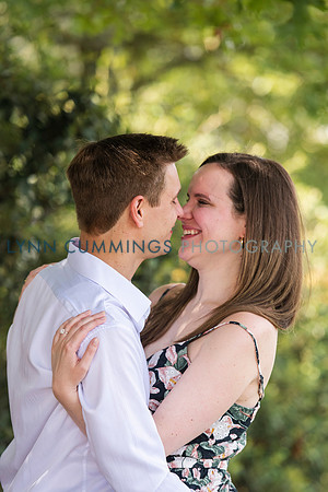040-Lynn-Cummings-Photography-engagement