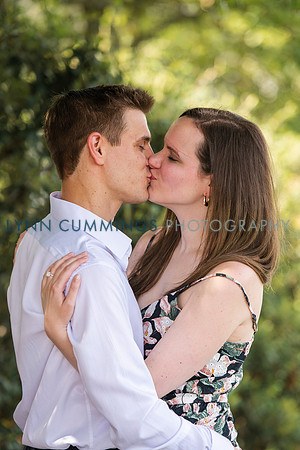 041-Lynn-Cummings-Photography-engagement