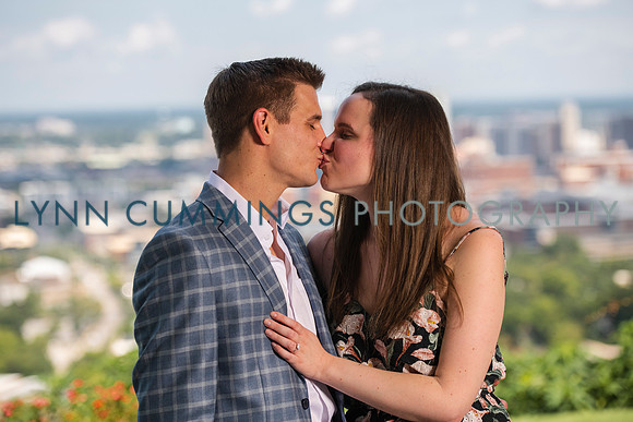 025-Lynn-Cummings-Photography-engagement