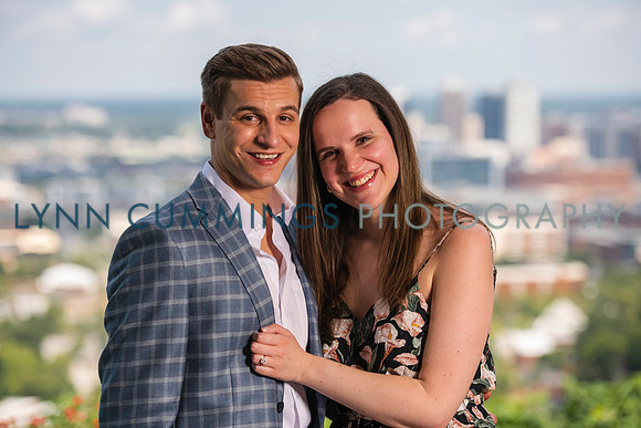 021-Lynn-Cummings-Photography-engagement