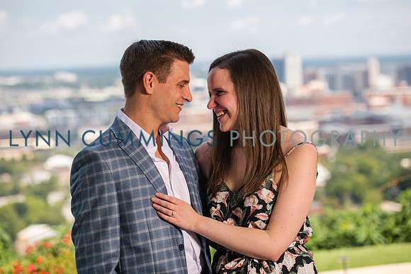 024-Lynn-Cummings-Photography-engagement