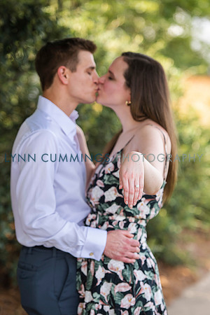 043-Lynn-Cummings-Photography-engagement