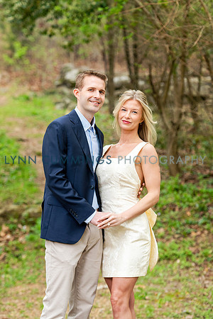 001-Lynn-Cummings-Photo-engagement