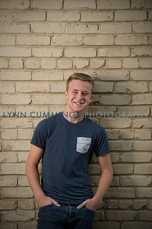 019-Lynn-Cummings-Photography-senior